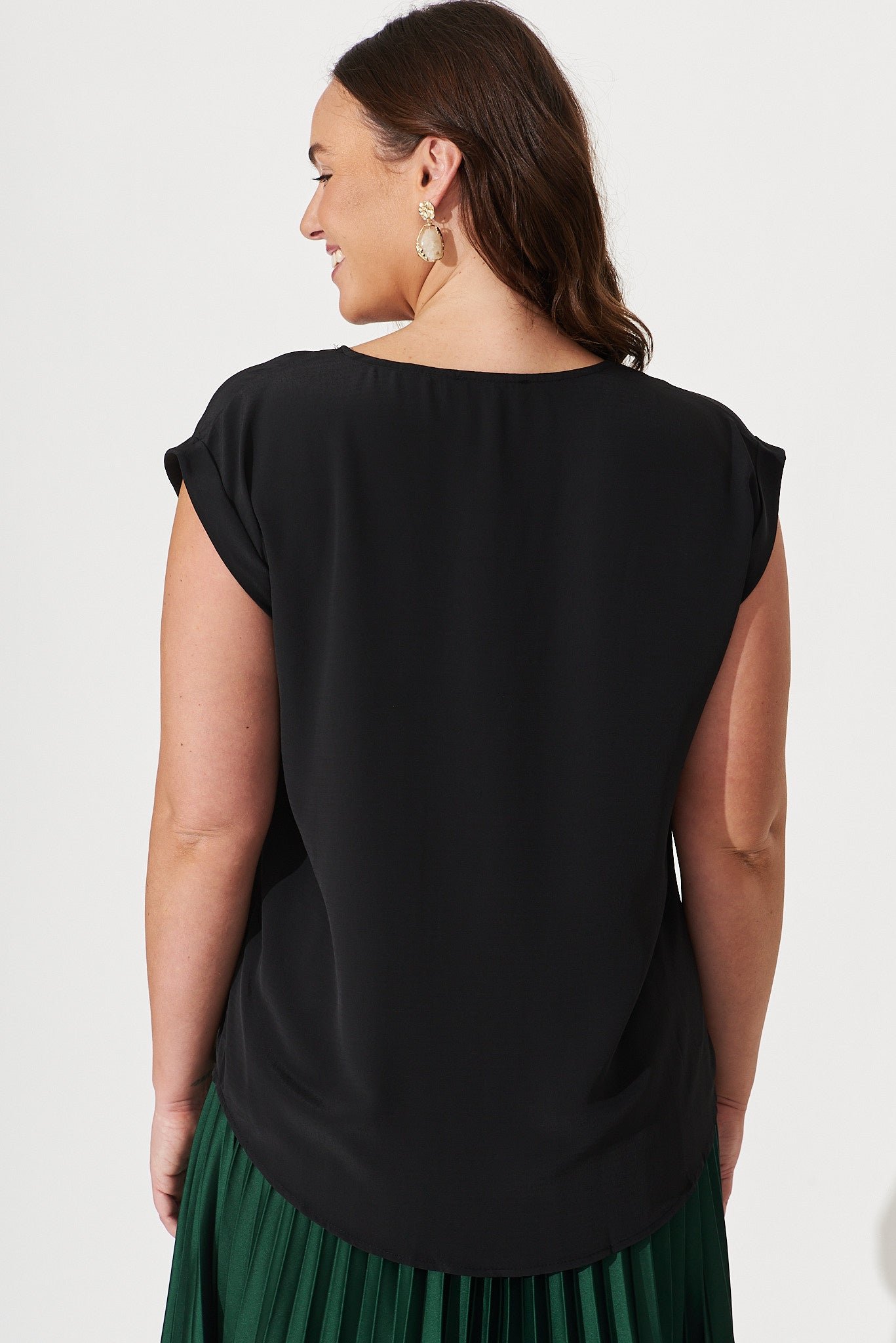 Top In Black - Image 8