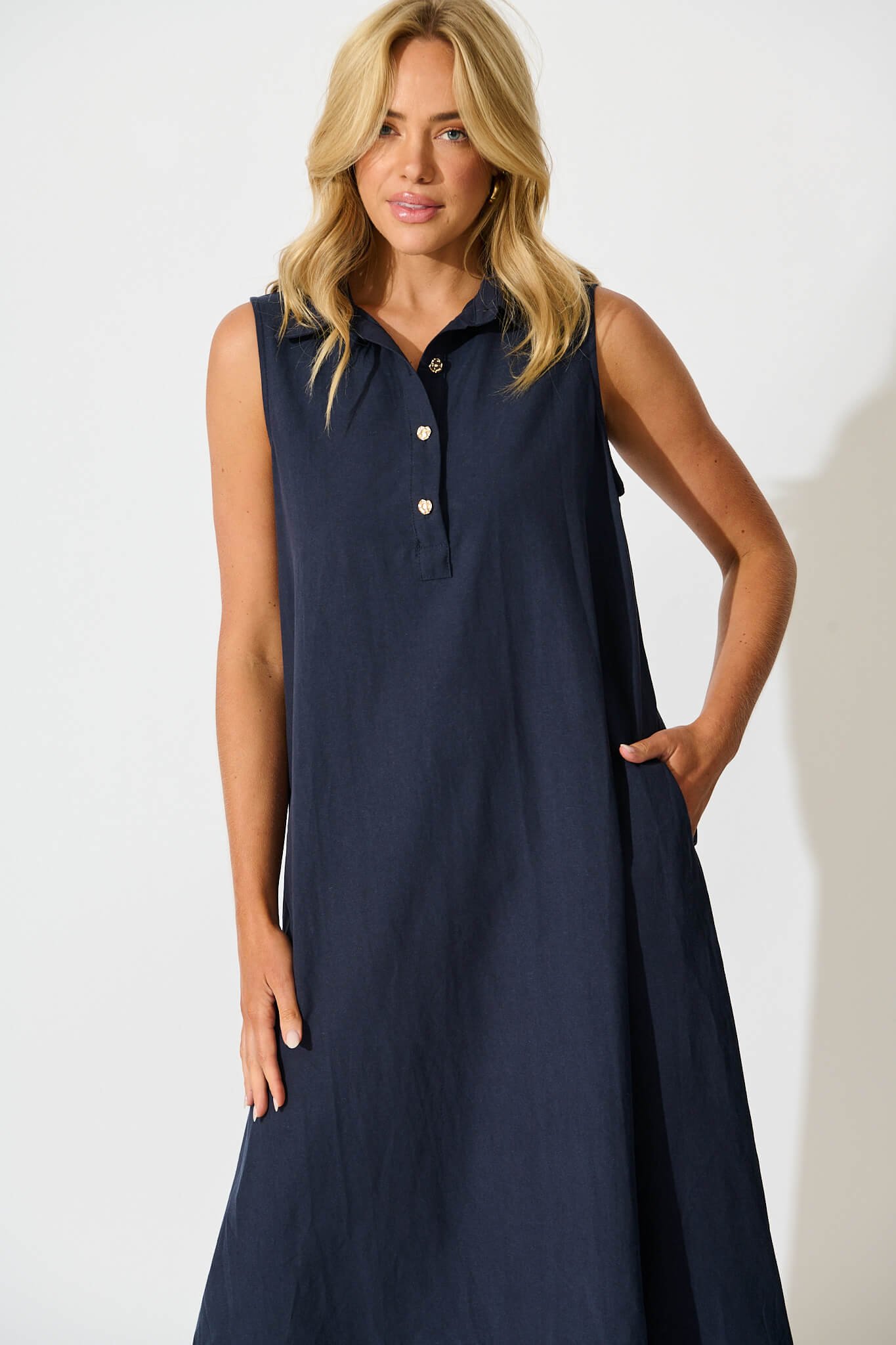 Midi Dress in Navy Linen Blend - Image 2